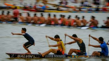 Tradisi 120 Tahun yang Viral di Medsos, Pacu Jalur Kuansing Kini Dihadiri Rapper AS dan Wapres Gibran