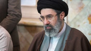    Mojtaba Khamenei Tegaskan Iran Pertahankan Teknologi Roket dan Nuklir