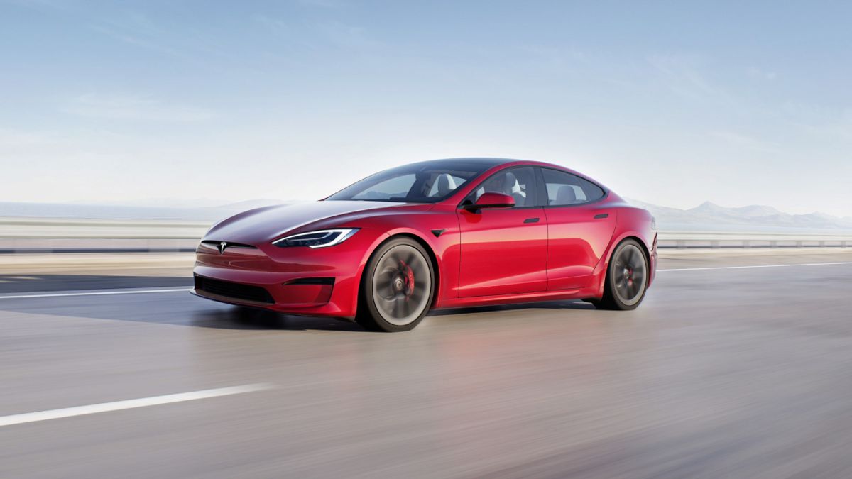 Elon Musk Batalkan Produksi Tesla Model S Plaid+, Kenapa?
