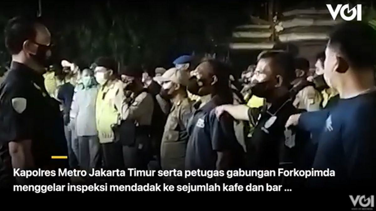 Video: Bandel, Petugas Minta Tempat Hiburan di Jakarta Timur Bubarkan Diri akibat Langgar Jam Operasional