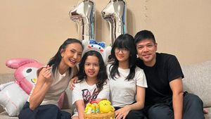 Artika Sari Devi Ungkap Beda Pola Asuh Gen Z dan Gen Alpha di Kedua Anaknya