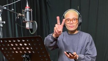 Paul Partohap Rilis Single “CANDYRELLA” dalam Dua Versi Berbeda