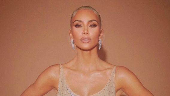 Kim Kardashian Dikritik Pakai Gaun Marilyn Monroe, Desainer: Salah Tetap Salah