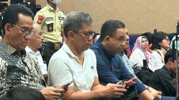 Anies Baswedan 承认他对Tom Lembong的判决感到非常失望
