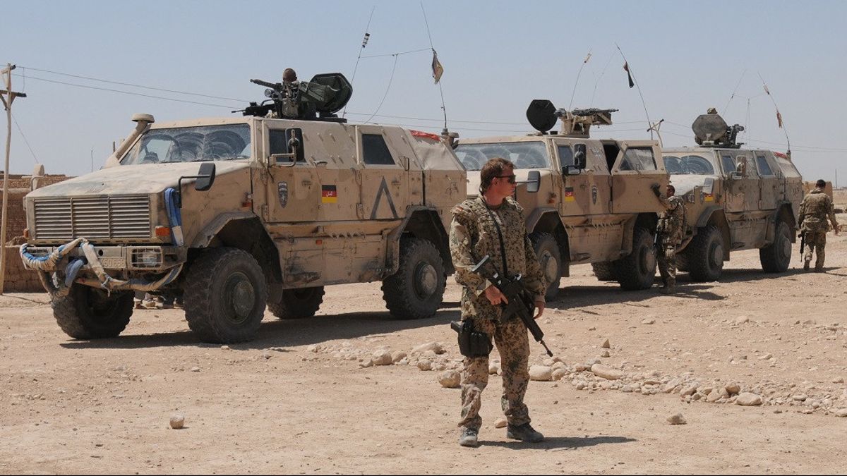 Fusillade Des Troupes Occidentales Avec Des Foules Non Identifiées Autour De L’aéroport De Kaboul, Un Mort, Trois Blessés