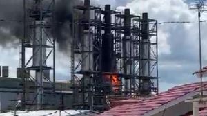 Gerak Cepat Padamkan Api di PLTD Tenau Kupang, PLN  Pastikan Tak Ada Gangguan Pasokan Listrik