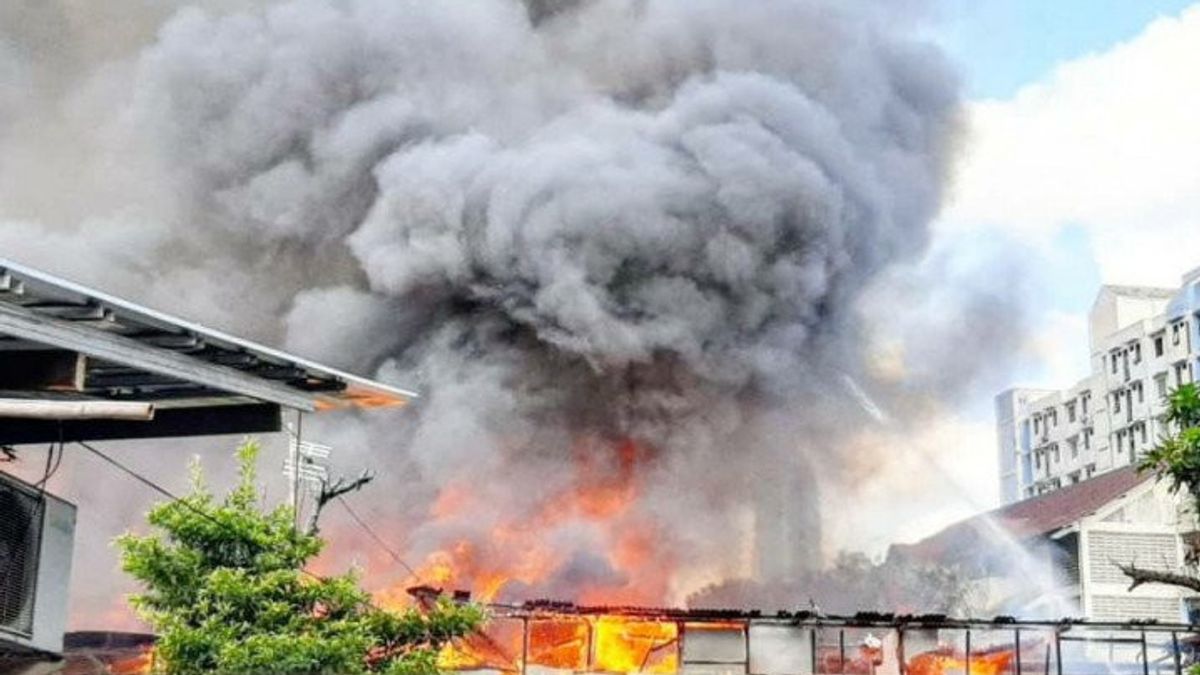 塔曼萨里塞蒂亚布迪公寓火灾南雅加达，疏散官员66人