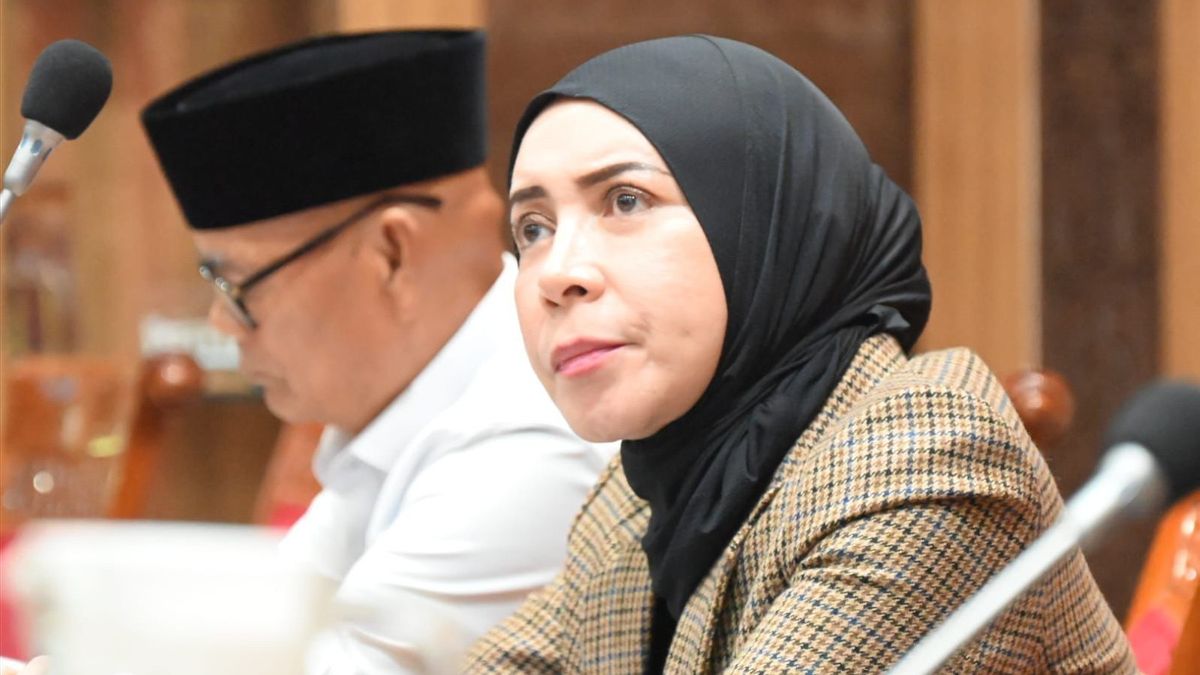 Encourage Creative Economy to Enter the Sisdiknas Bill, Melly Goeslaw: Schools Must Print 'Problem Solver' Who Dare to Fail
