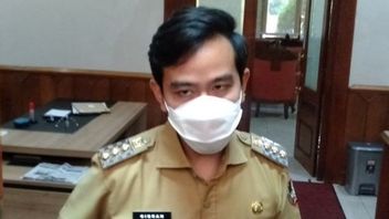 Wali Kota Gibran Bakal Batasi Acara di Surakarta Hanya untuk Warga Sudah <i>Booster</i>