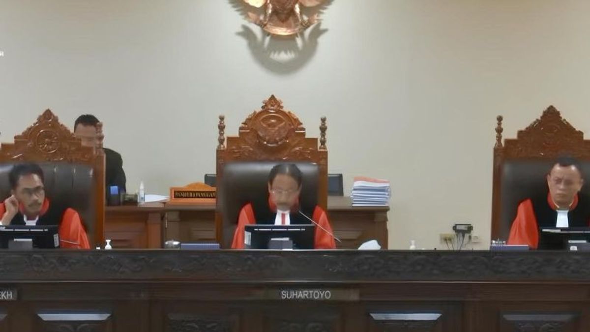 المحكمة الدستورية فيما يتعلق بعدد أقصى من الشهود والخبراء، المحكمة الدستورية: لمحاكمة نزاع بيلجوب 6، بيلبو-بيلواكوت 4