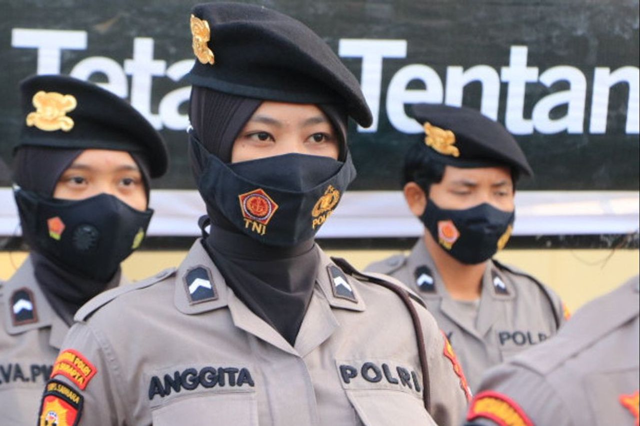 5 Physical Tests Of Policewomen Mandatory To Pass Through Women's Cassis, Anything?