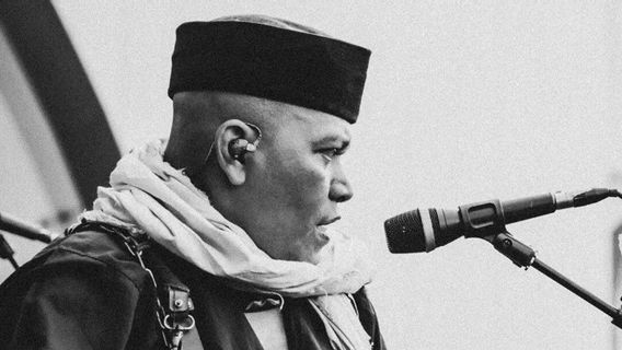 देश के पंक दृश्य दुखी है, रोमी जाहत की मृत्यु हो गई