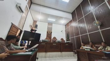 Delpedro Marhaen活动家的预审听证会开始,律师:确定未经授权的嫌疑人