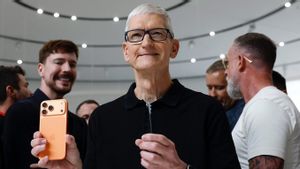 CEO Apple Tim Cook Bantah Akan Pensiun pada 2026