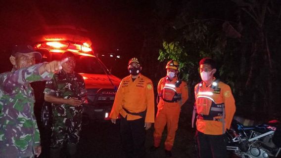 Dozens Of Toabo Mamuju Village Residents, West Sulawesi Refuge Due To Flood