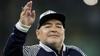 La Police Argentine Perquisitionne Le Bureau Du Psychiatre Maradona Pour Enquêter Sur Les Fautes Professionnelles
