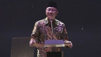 ズルキフリ・ハサン:インドネシアを宗教国家にすることは時代遅れの心