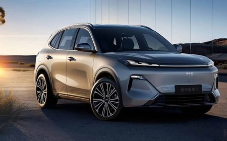 Jelang Peluncuran, Gambar Resmi Geely Galaxy Starship 7 PHEV Terungkap