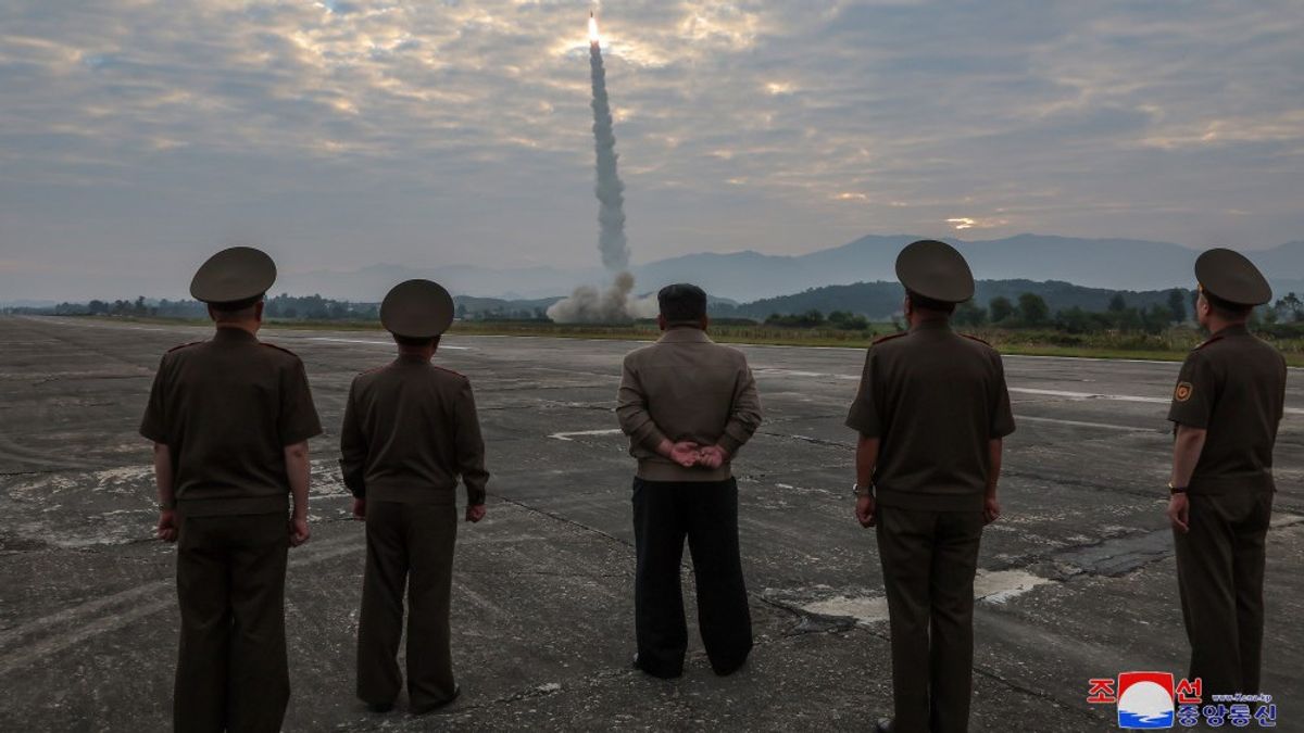 North Korea Launches Ballistic Missile into East Sea After US Arrests Venezuelan President, Experts Say Kim Jong-un is Anxious