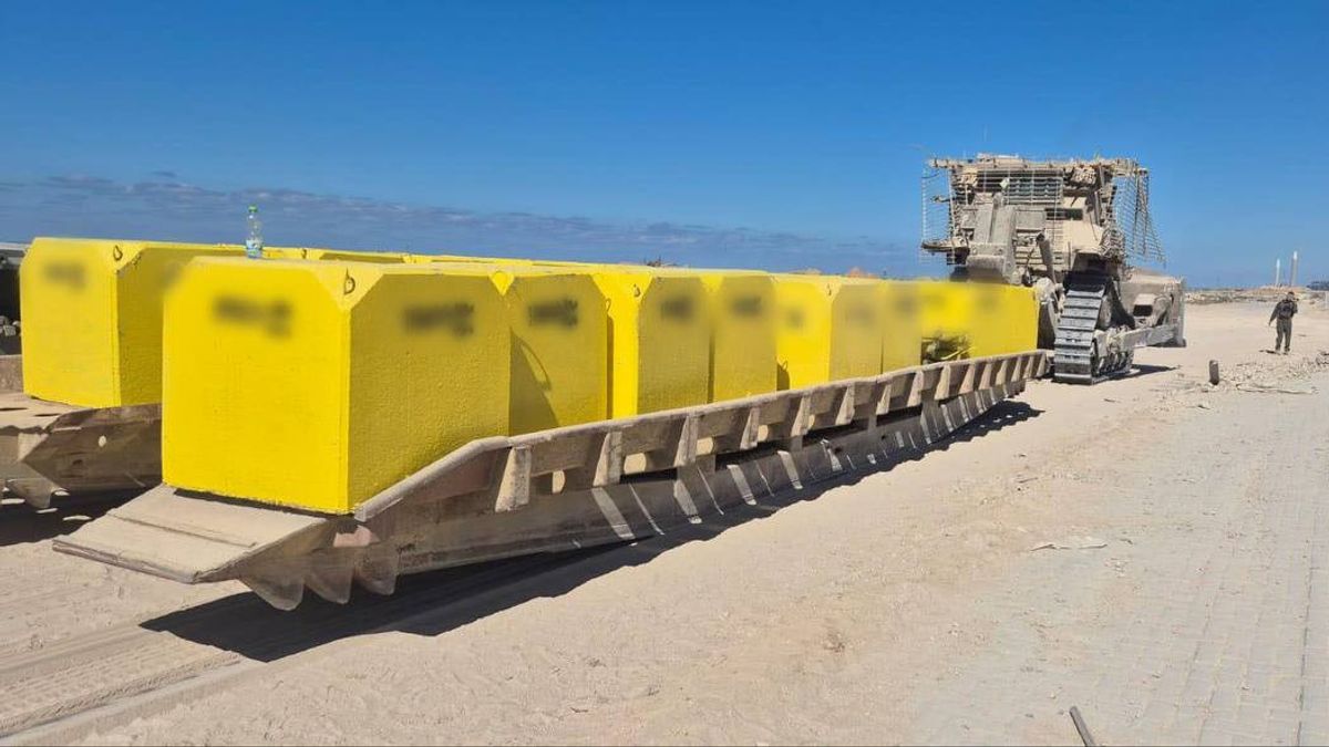 Israel Moves Yellow Line in Gaza Close to Road Palestinians Use Regularly