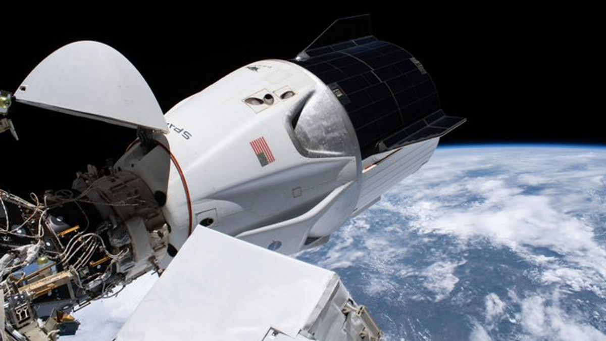 Kendala Teknis, Rencana SpaceX Bawa Astronaut NASA ke ISS Terpaksa Molor 