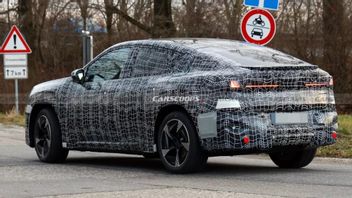 BMW iX4 Tertangkap Kamera Uji Jalan dengan Desain Lebih Sporty
