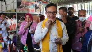 Kepala BKKBN Hasto Wardoyo Tinjau Pelayanan KB di Sulawesi Tengah
