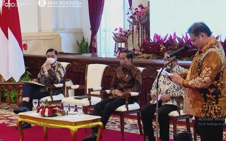 Dipanggil Jokowi ke Istana, Menko Airlangga Mengaku Pengendalian Inflasi dalam Tantangan