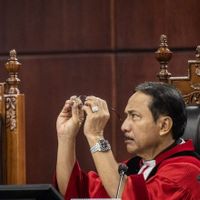 Gugatan Risma-Gus Hans terkait Pilkada Jatim Kandas di MK