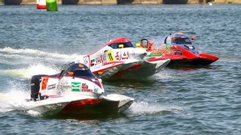 多巴湖摩托艇 F1 赛事的 PLN 电气基础设施完成