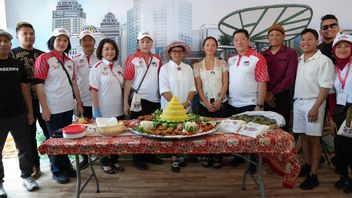 Le ministre des Affaires étrangères Retno Marsudi apprécie le Festival indonésien de 2024 à Washington