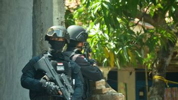 警察:中爪哇省JI网络的10名涉嫌恐怖分子