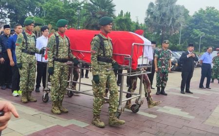 Diiringi Pasukan Kopassus, Jenazah Doni Monardo Tiba di TMP Kalibata