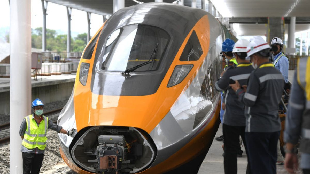Erick Thohir Reveals the Reasons for Indonesia Again Choosing China to Build the Surabaya Fast Train
