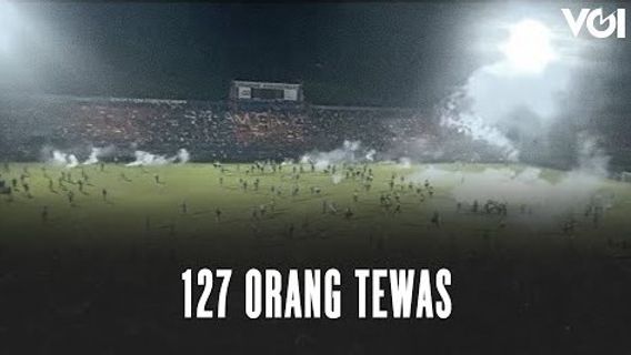 VIDEO: Kerusuhan di Stadion Kanjuruhan, Polisi: 127 Orang Tewas Dua Diantaranya Anggota Polisi