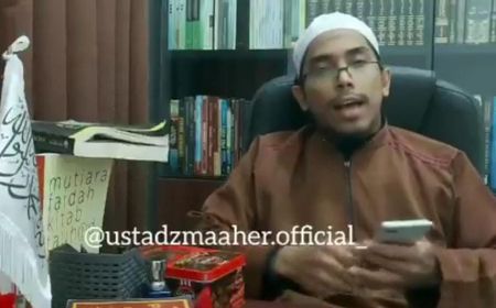 Politikus PDIP Dewi Tanjung Tebak Penyakit Ustaz Maaher, Warganet: Sudah Lah Nyai