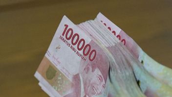 On Thursday, Rupiah Closed Thinly Down 20 Points To Rp14,885 Per US Dollar