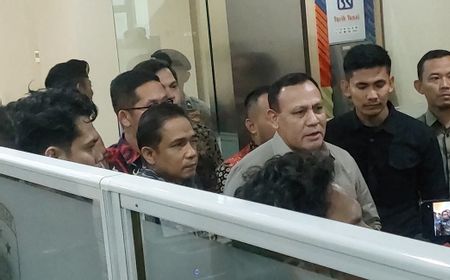 Ditanya Bukti Valas Rp7,4 Miliar, Firli Bahuri Serahkan Sepenuhnya ke Penyidik