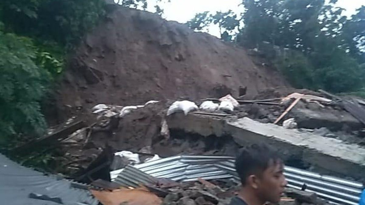 500 Personnes Déplacées, Neuf Districts Touchés Par Les Inondations Et Les Glissements De Terrain Dans La Ville De Manado