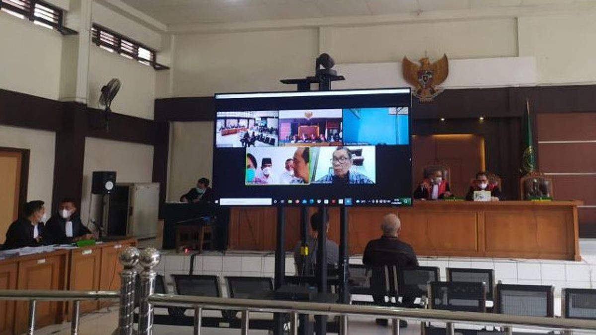 Judge And Witness Positive For COVID-19, Sriwijaya Mosque Corruption Trial Postponed