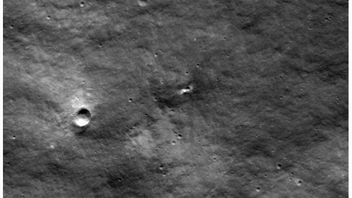 NASA Temukan Kawah Baru di Bulan, Diduga Dampak dari Tabrakan Luna-25 milik Rusia