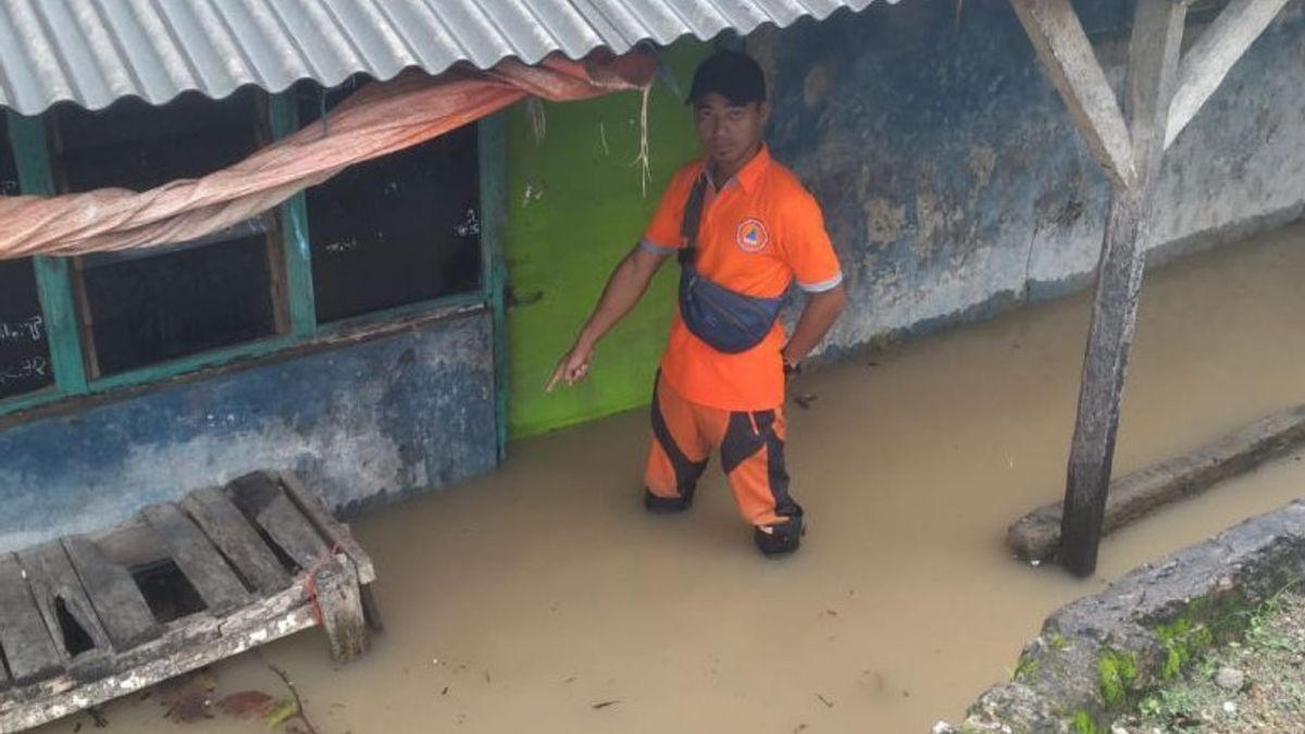 De fortes précipitations, des centaines de maisons dans la régence d’Inondation