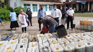 Masih Ada Pedagang di Kulon Progo Jual Minyak Goreng Rp 18 Ribu per Liter