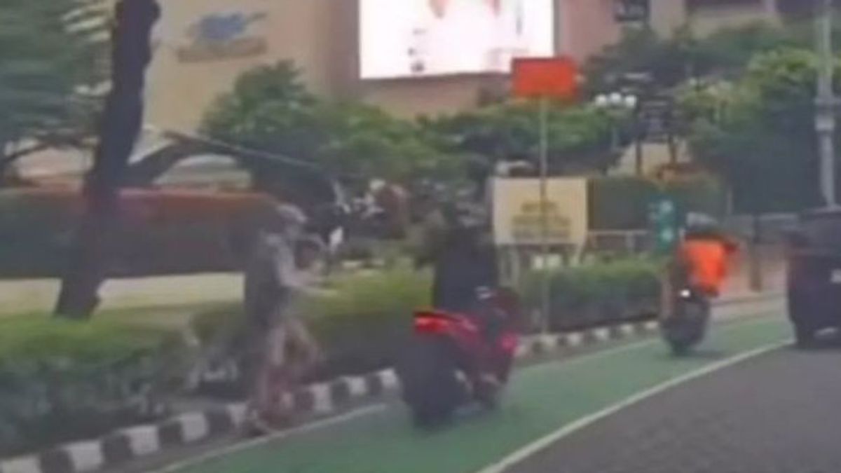 DKI Governor Supports Law Enforcement to Punish Italian WN Jambret at HI Roundabout