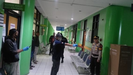 Le meurtre d'un agent de nettoyage de l'hôpital de Majalaya Bandung avec un marteau, l'auteur s'est rendu