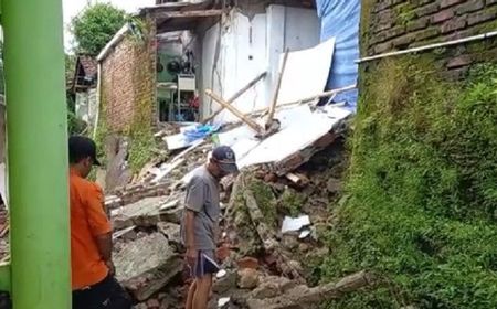 Bencana Tanah Bergerak di Nyalindung Sukabumi Rusak Puluhan Rumah