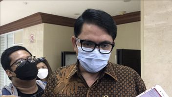 Asked By Ridwan Kamil To Apologize About 'Kajati Speaks In Sundanese, Please Replace It, Sir', Arteria Dahlan: If I'm Wrong, There Is An MKD
