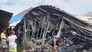 Kebakaran di Pasar Mosamba Palu, Pemkot Salurkan Logistik Makanan Siap Saji ke 50 Warga Terdampak
