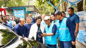 PLNとKLHK、電気自動車を支援するためにジャカルタに充電ステーションを開設