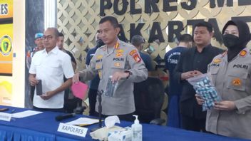 Different Versions With The Sector Police Chief, East Jakarta Police Chief Called The Transjakarta Driver Before His Death Stabbed At Linda's Cellphone The Perpetrator's Cellphone